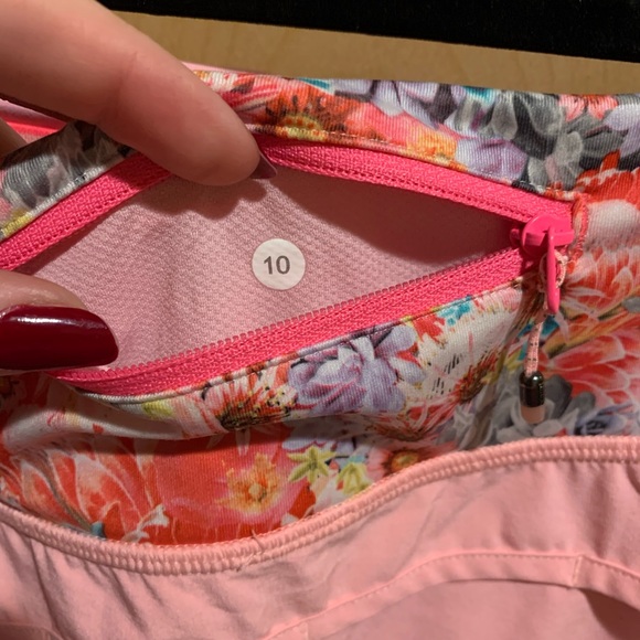 Lululemon run times short - Picture 5 of 6